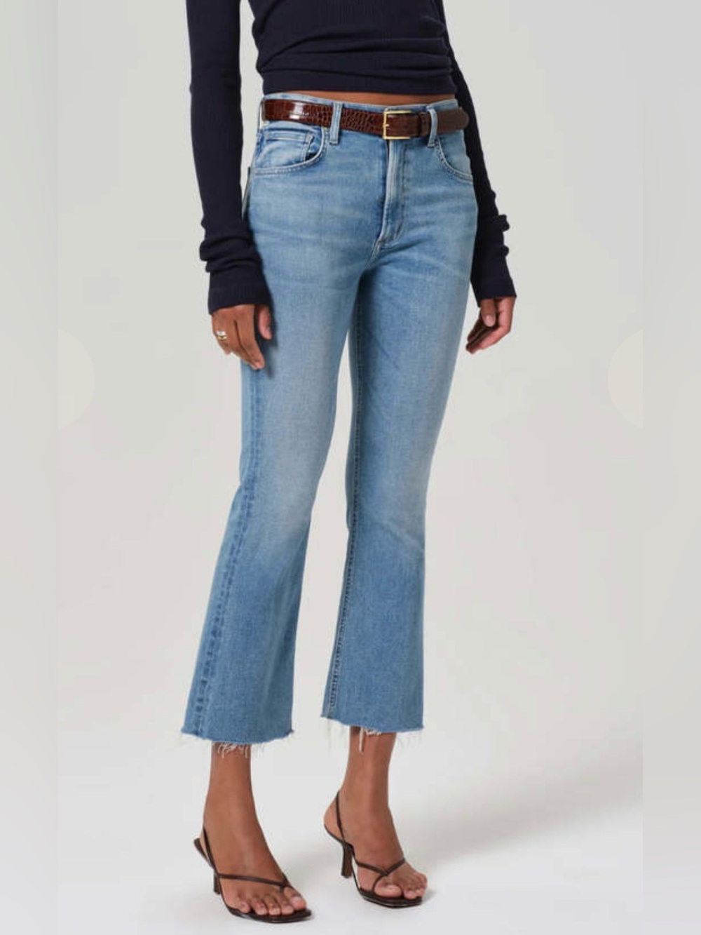 Citizens of Humanity Isola Cropped Bootcut Jeans raw hem 28